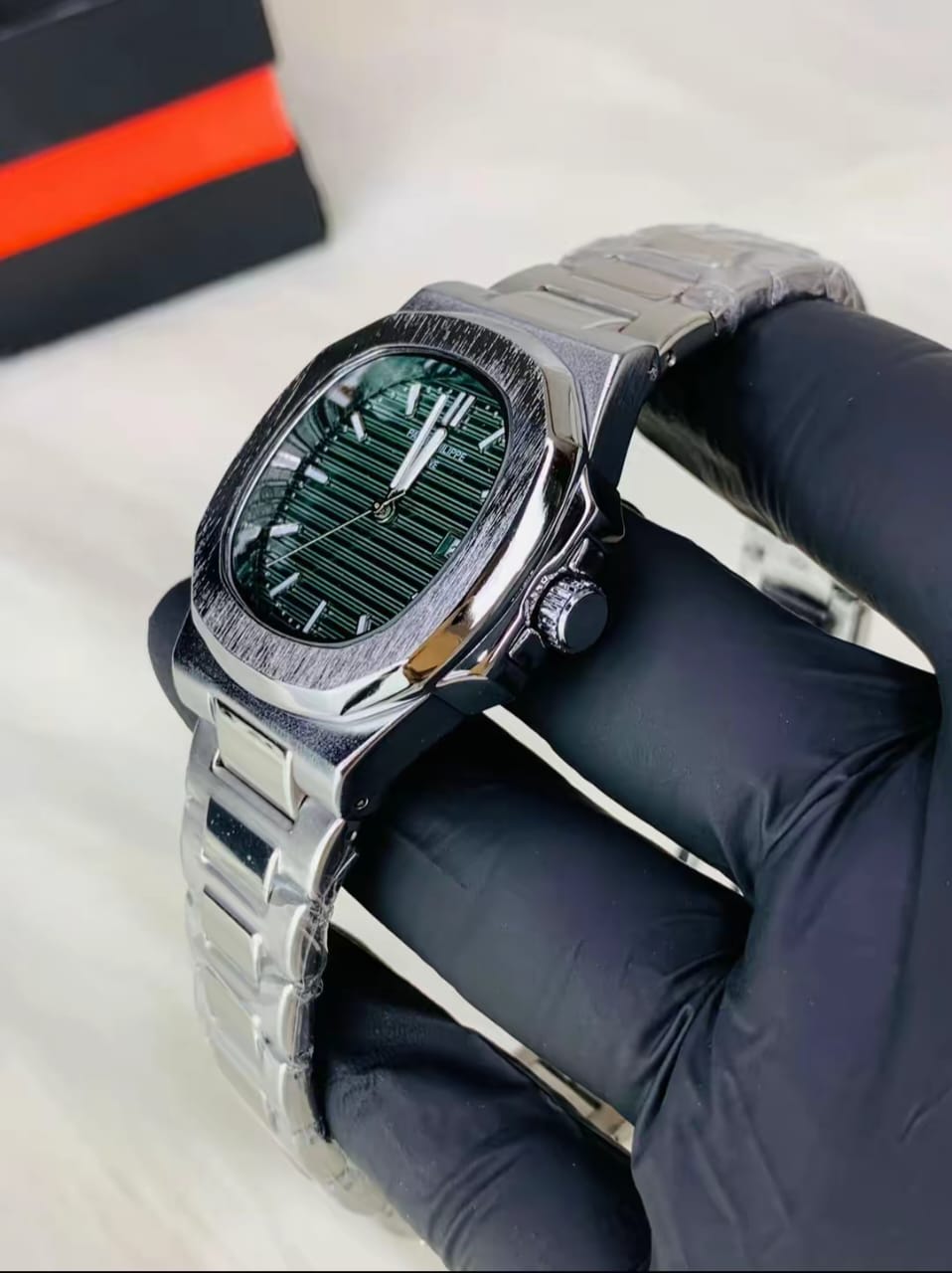 Patek Philippe Geneve ( Silver - Green )