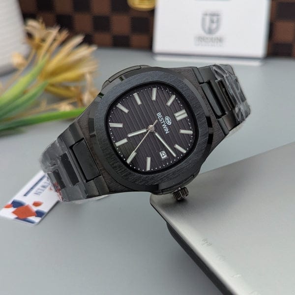 Bestwin Square ( All Black )