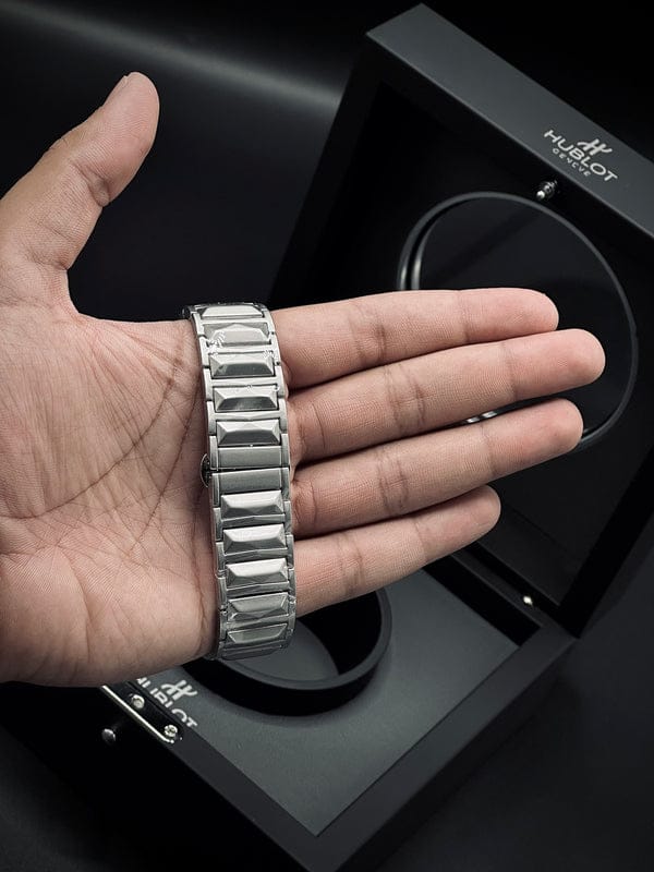 Hublot Cut Rotating Back ( Black Dail )