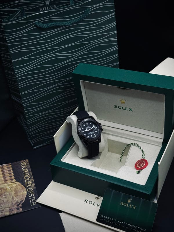 Rolex Yatch Master (silicone straps - Black )